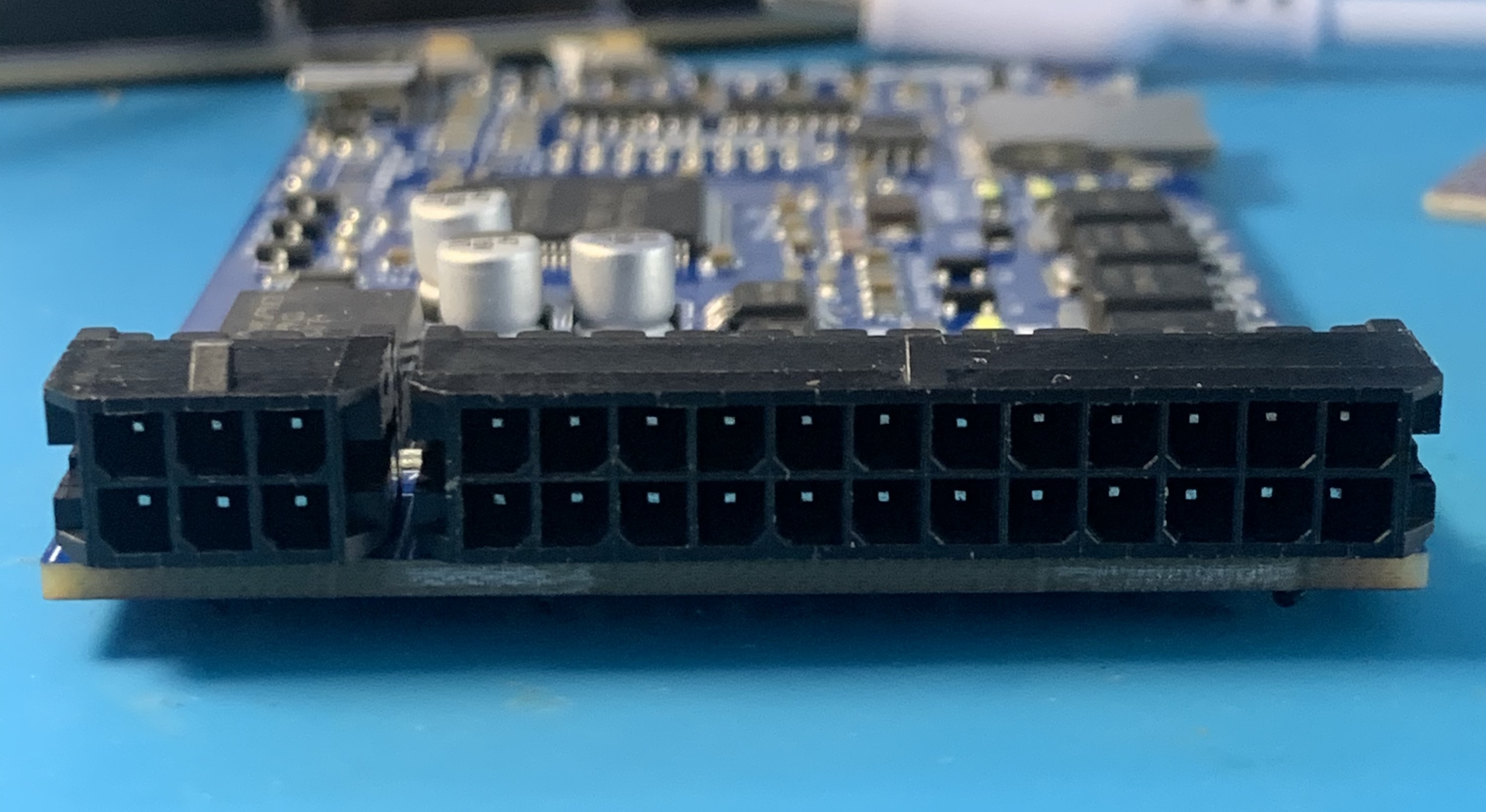 Mazduino Compact 30-pin Connector